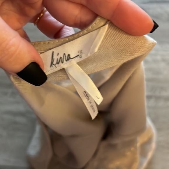 Kina nude sequin top blouse size large boutique short mock sleeve no flaws - Picture 4 of 5